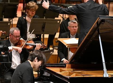 Seong-Jin Cho i la London Symphony Orchestra