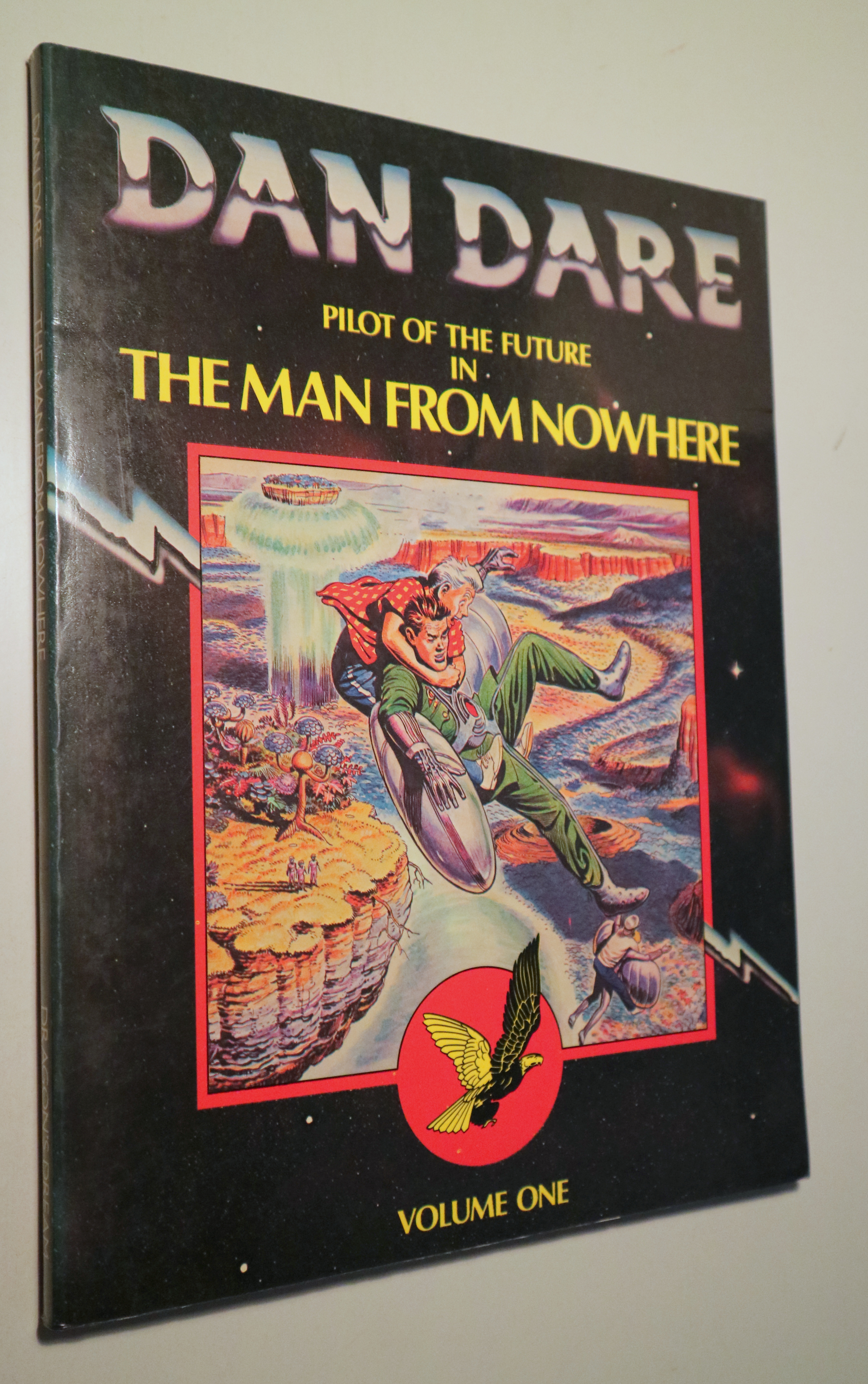 DAN DARE vol. I. Pilot of the future in THE MAN FROM NOWHERE - Brighton 1979 - Muy ilustrado