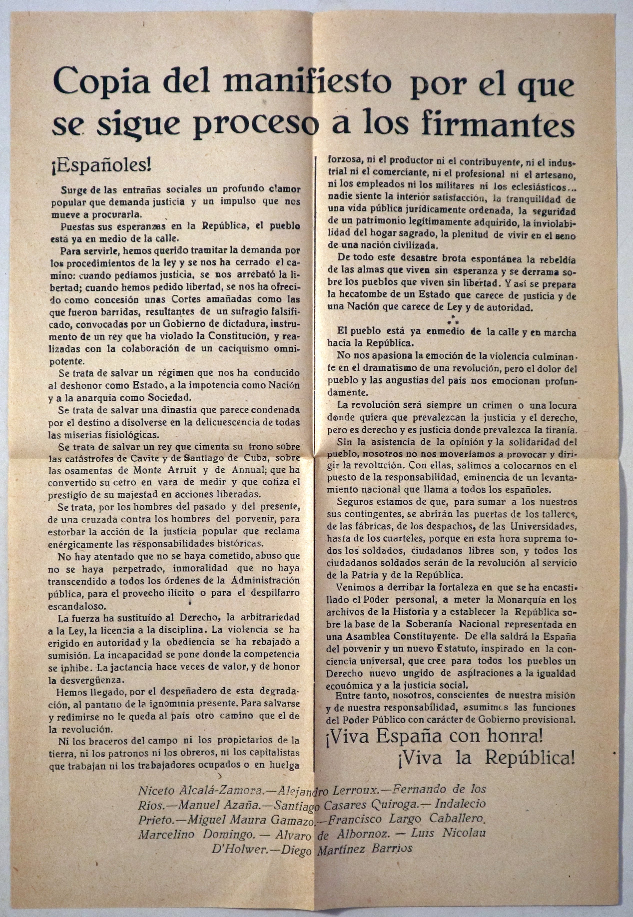 COPIA DEL MANIFIESTO POR EL QUE SE SIGUE PROCESANDO A LOS FIRMANTES - c. 1930