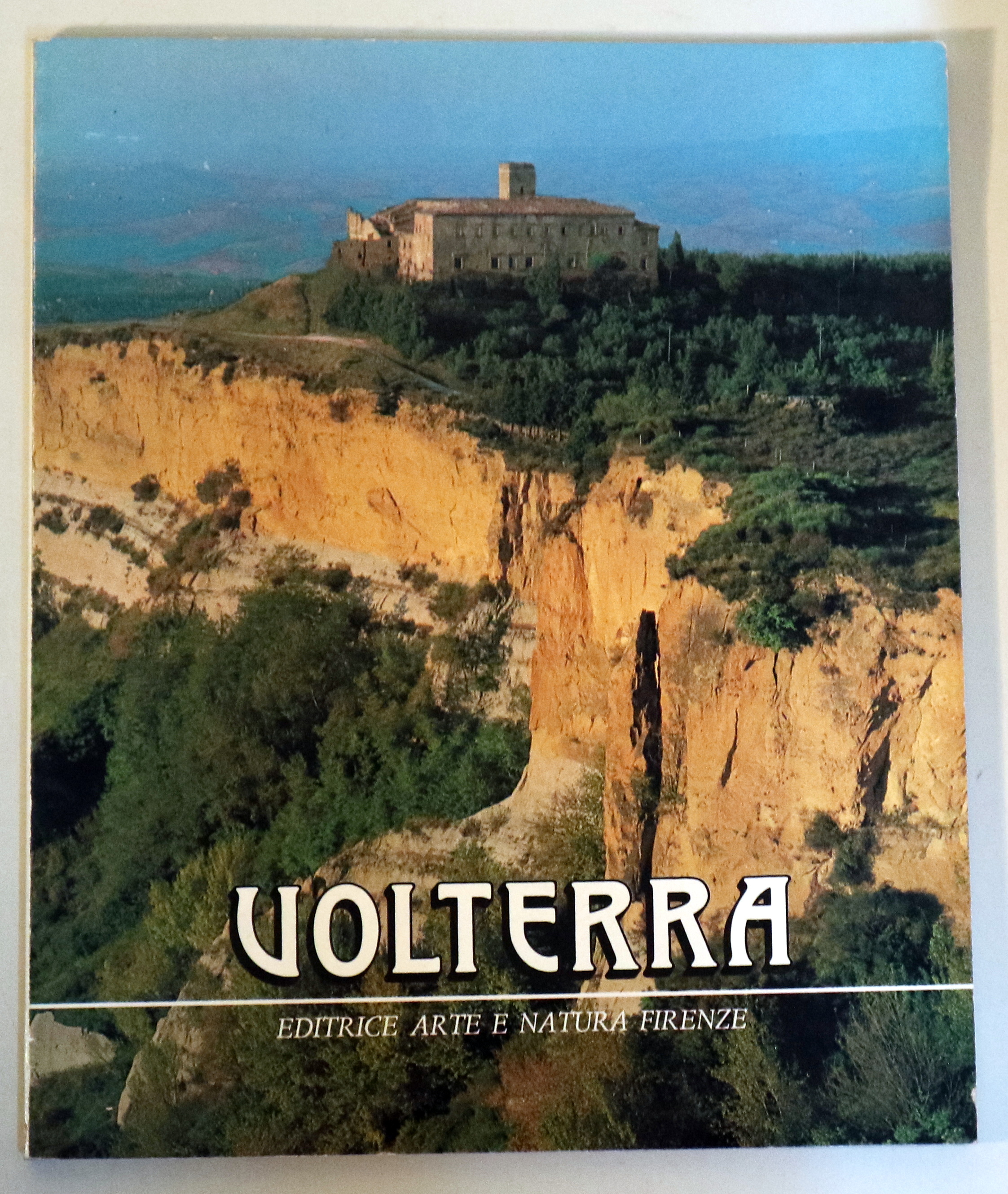 VOLTERRA - Firenze 1985 - Muy ilustrado