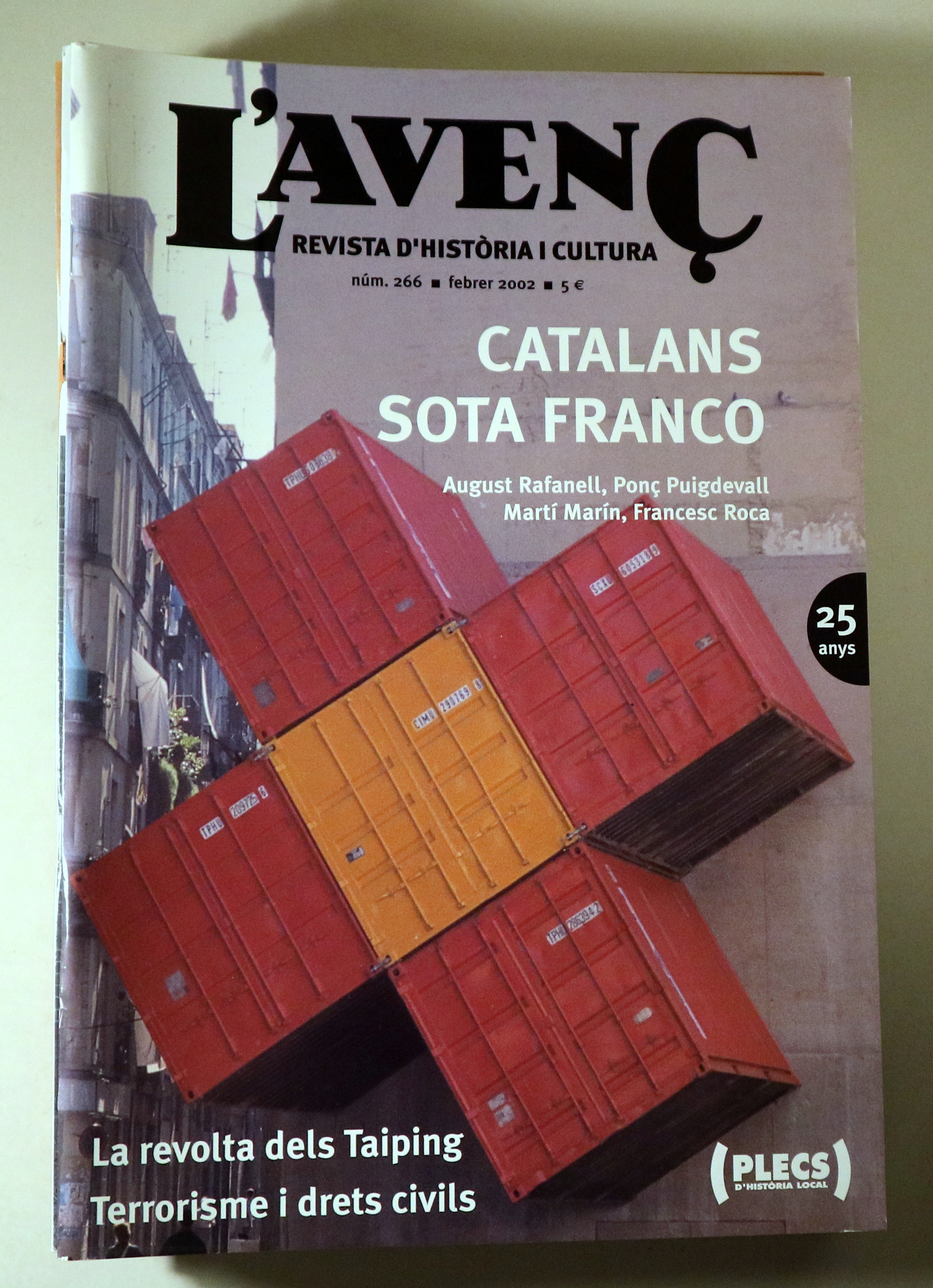 L'AVENÇ Nº 266: Catalans sota Franco - Barcelona 2002 - Il·lustrat