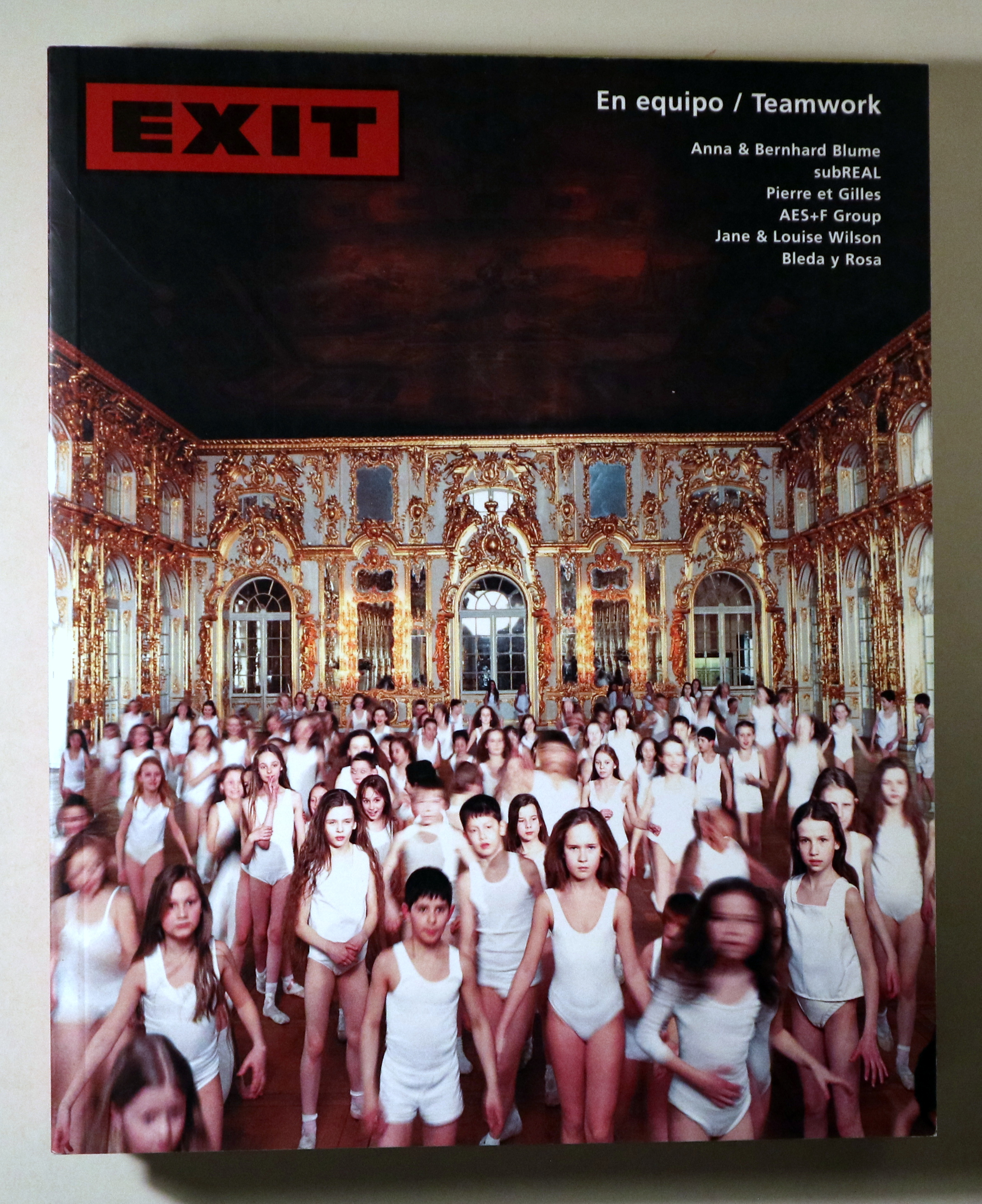 EXIT Nº 7: En equipo / Teamwork - Madrid 2002 - Ilustrado