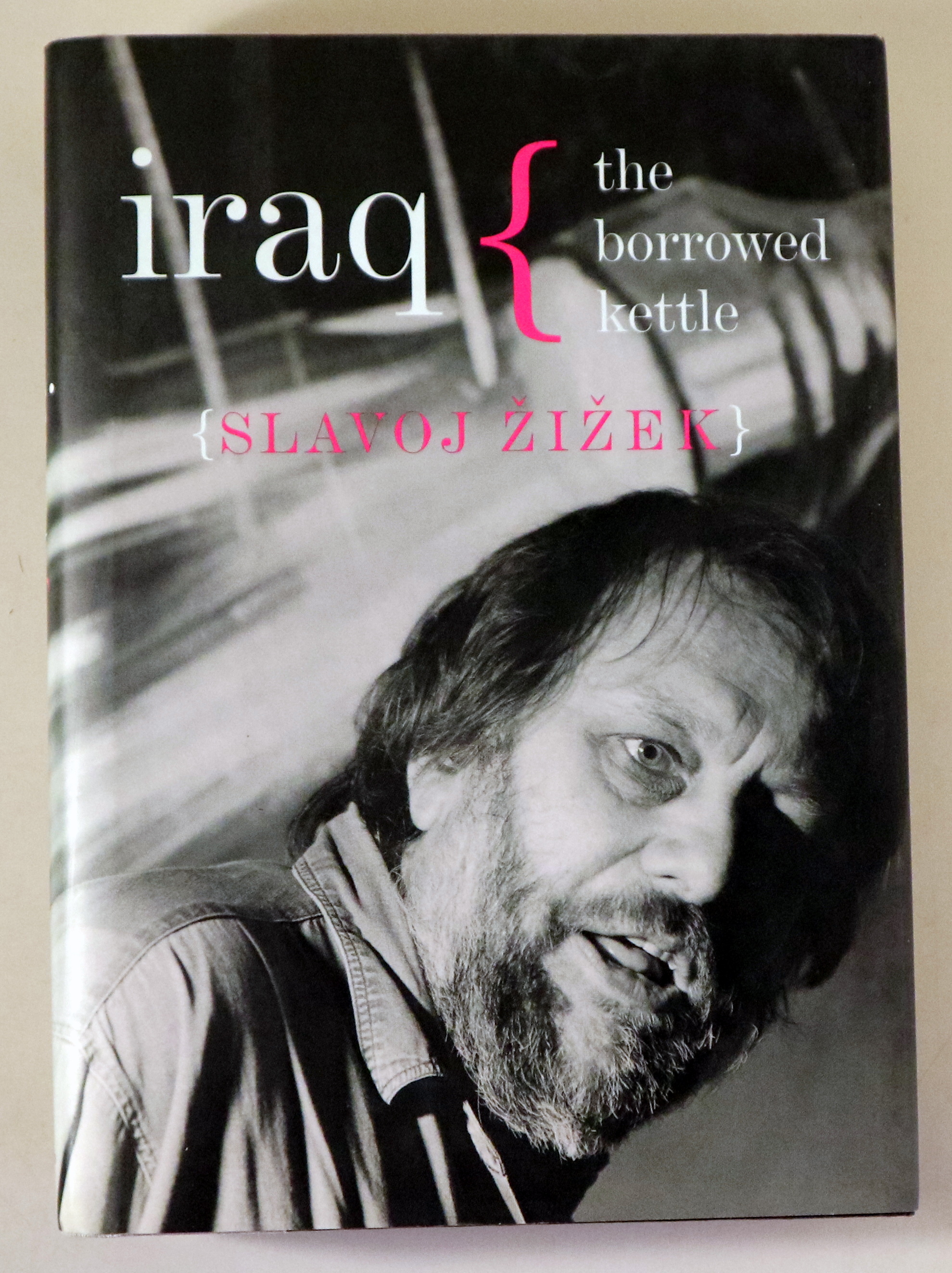 IRAQ. The Borrowed Kettle - London-New York 2004