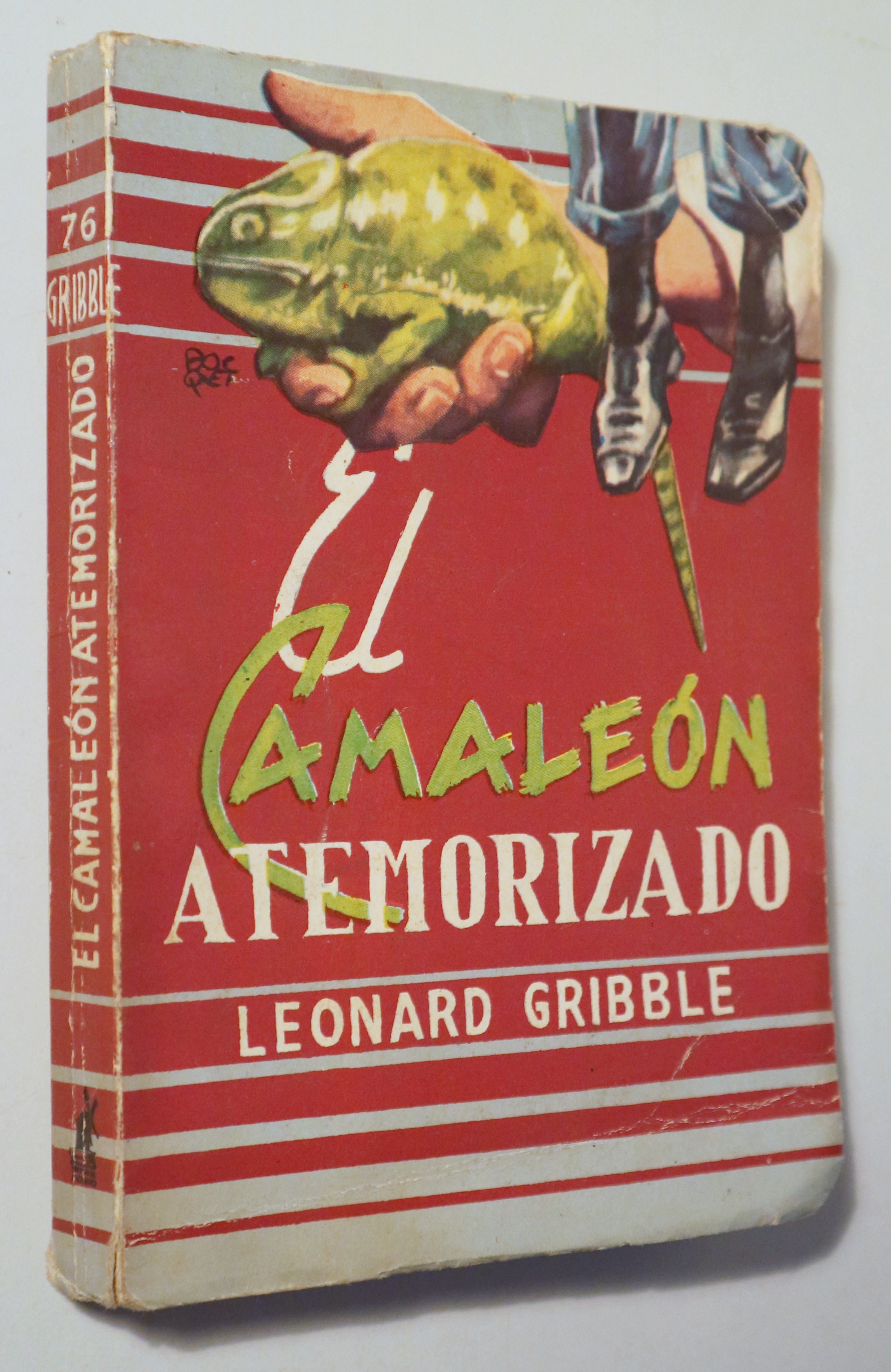 EL CAMALEÓN ATEMORIZADO - Barcelona 1955